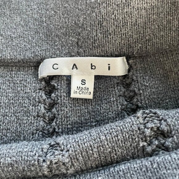 CAbi Gray A Line Cable Knit Sweater Mini Skirt Womens Size Small Pleated Pull On - Picture 3 of 8